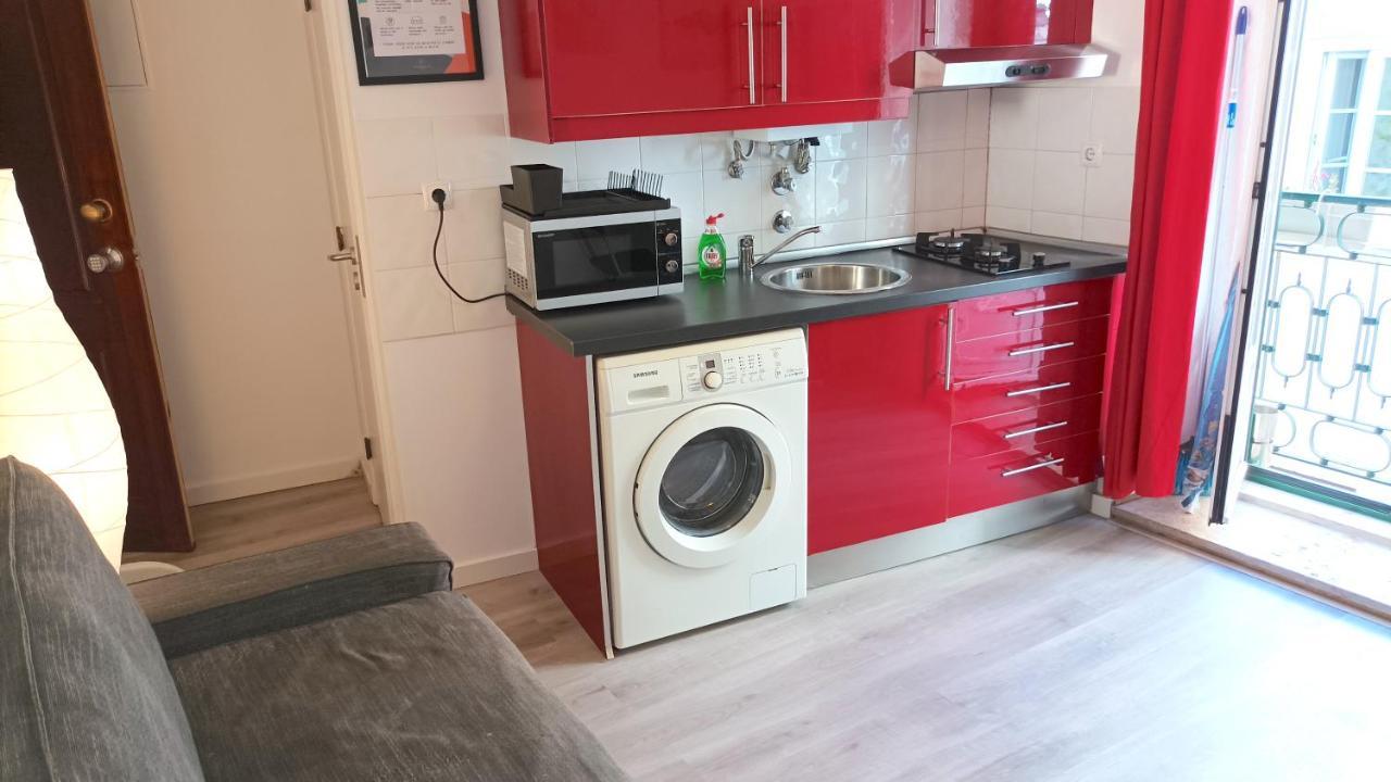 1 Bedroom Apartment - Tv Da Madalena 01 Lisbon Luaran gambar