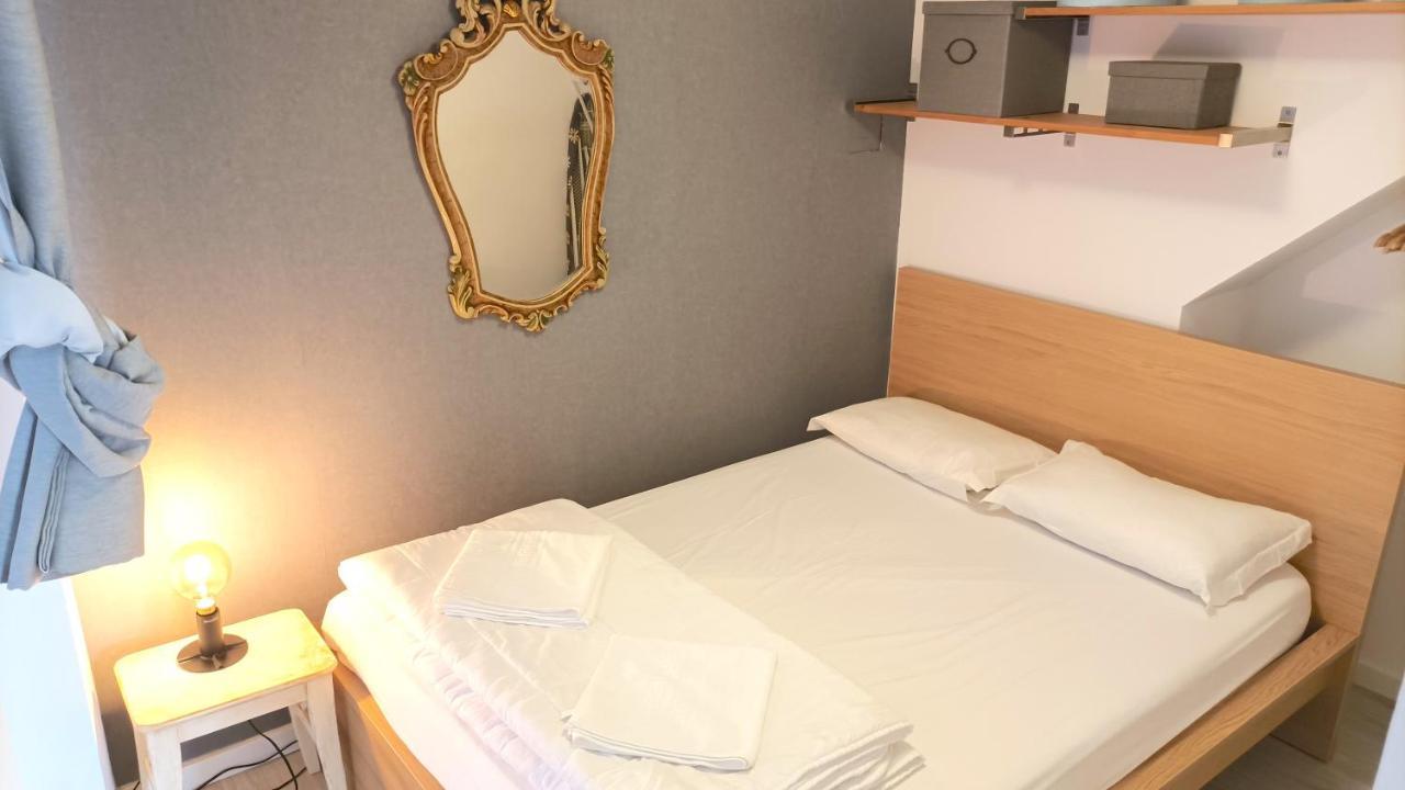 1 Bedroom Apartment - Tv Da Madalena 01 Lisbon Luaran gambar